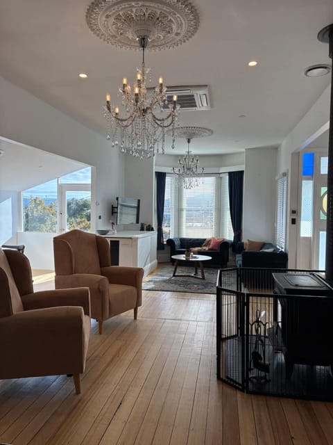 Forest Rd Haven with Tamar River Views House in Tasmania