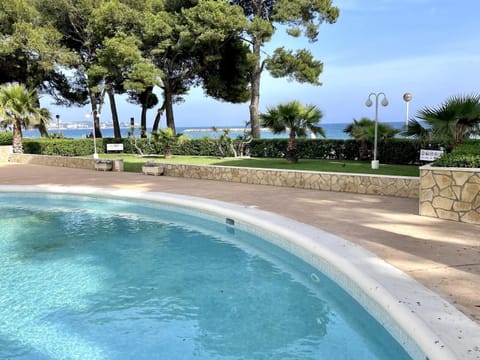 Natural landscape, Garden, Swimming pool, Swimming pool