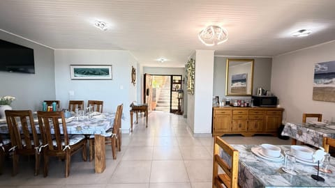 Lilies & Leopards Bed and Breakfast in Western Cape