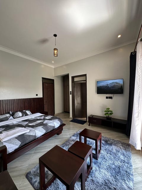 Photo of the whole room, Seating area, Bedroom