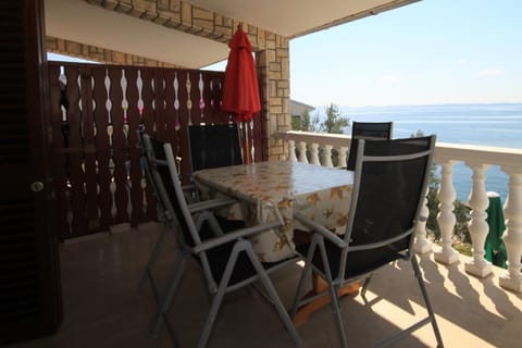 Balcony/Terrace, children, Family