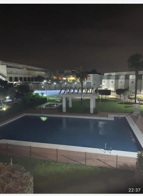 Garden, Swimming pool