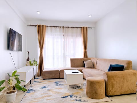 Communal lounge/ TV room, Living room, Seating area