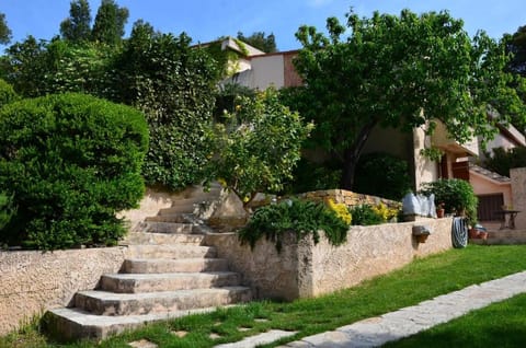 Superbe villa vue et emplacement exceptionne Villa in Cassis