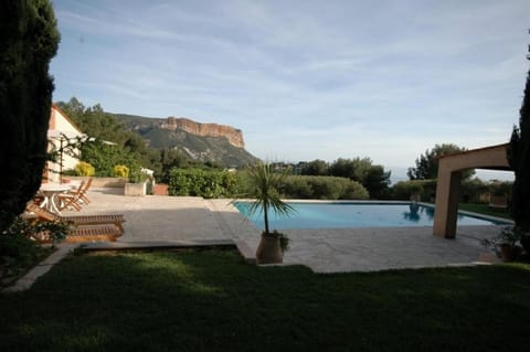 Superbe villa vue et emplacement exceptionne Villa in Cassis