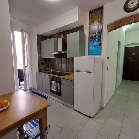 Dining area, oven, stove, kitchen