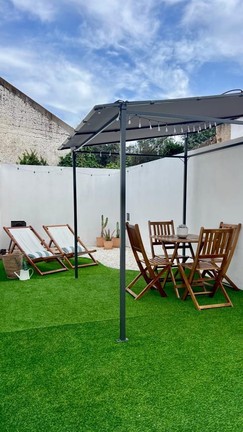 Patio, Garden