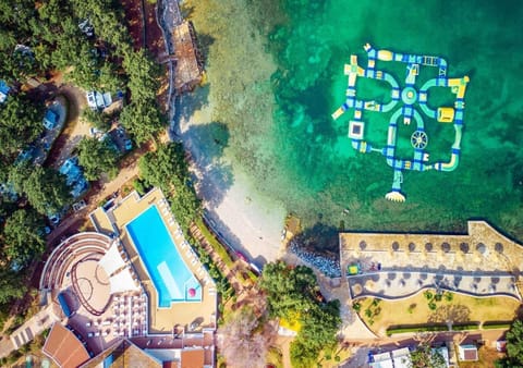 Beach, Swimming pool