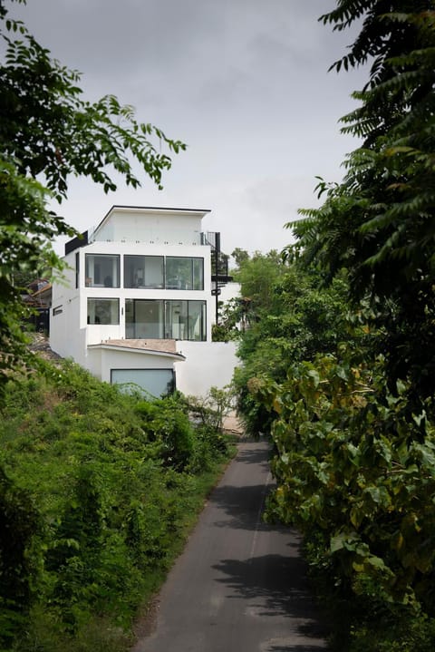 Property building, Natural landscape