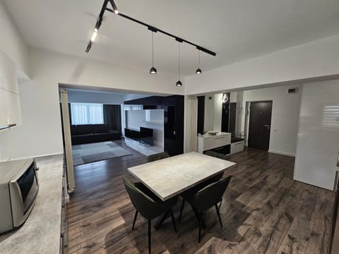 Carol Apart Apartment in Craiova