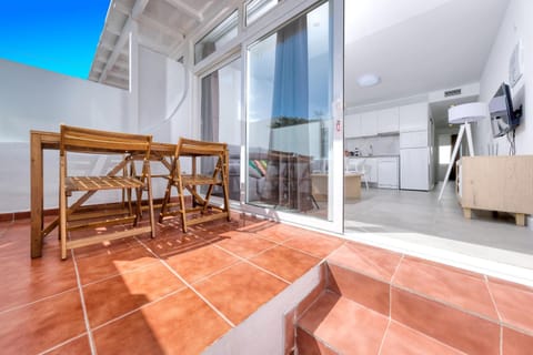 Off site, Solarium, View (from property/room), Balcony/Terrace