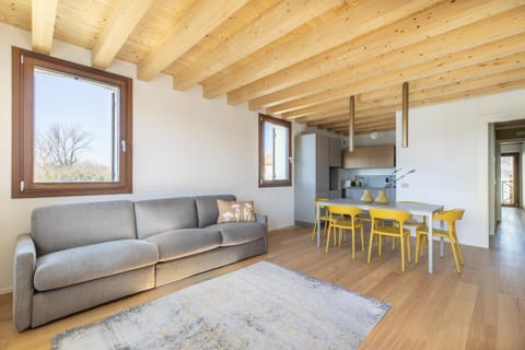 Molino4 by WelcHome Apartment in Treviso