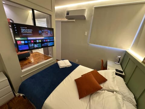 Bed, TV and multimedia, towels, air conditioner
