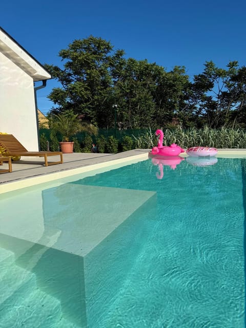 Spa and wellness centre/facilities, Swimming pool
