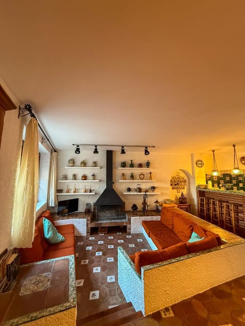 Living room, fireplace