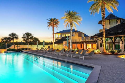 Pineapple & Palms House in South Walton County