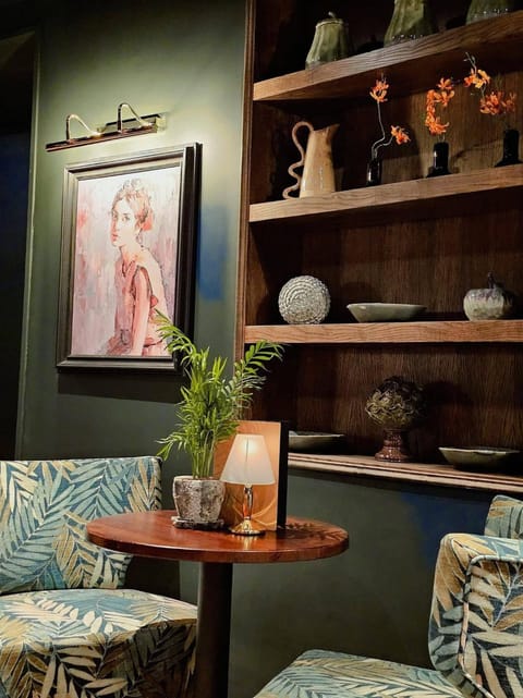 Lounge or bar