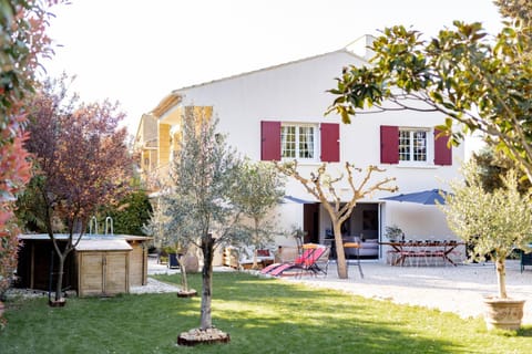 Property building, Garden