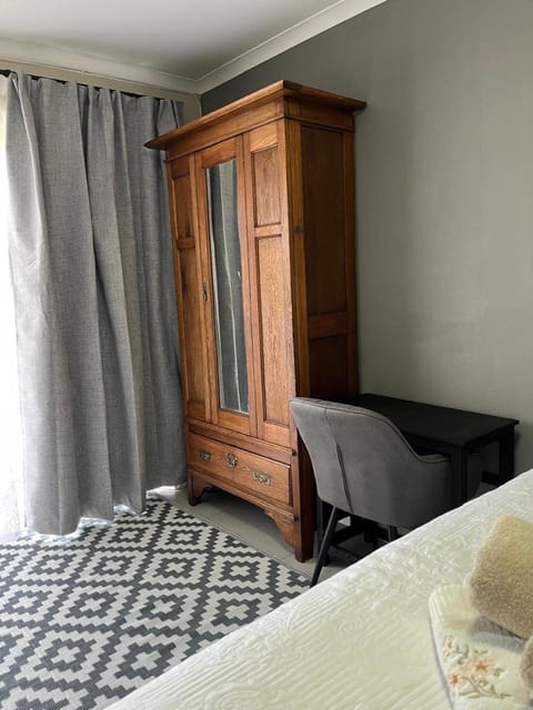 Bedroom, Location, wardrobe