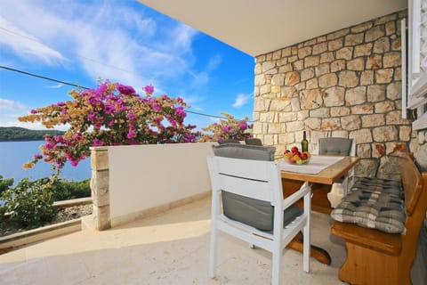 Balcony/Terrace, children, Family