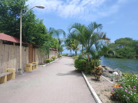 Day, Garden view, River view