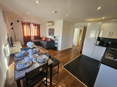 Kitchen or kitchenette, Living room, Dining area, oven, toaster