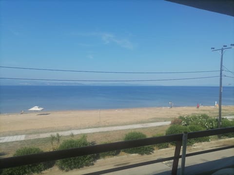 Seaside Escape Apartment in Halkidiki