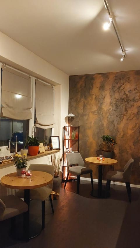 Communal lounge/ TV room, Seating area