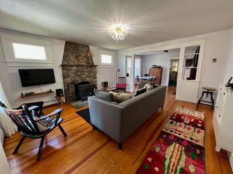 Phoenicia Bungalow House in Phoenicia