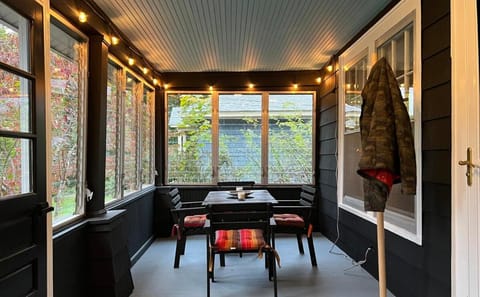 Phoenicia Bungalow House in Phoenicia