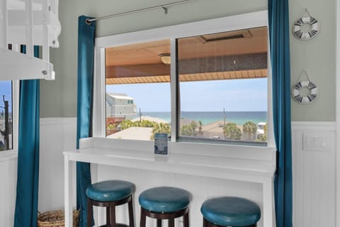 Sand Castle Villas 1 (2/1) House in Lower Grand Lagoon