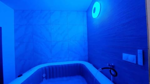 Grand F2 de 50m2 pour 4 personnes - Paris 10eme Gare du Nord, Stade de France Apartment in Saint-Denis, France