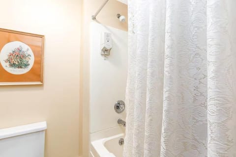 Briarstone Inn Unit 3 Apartment in Galena