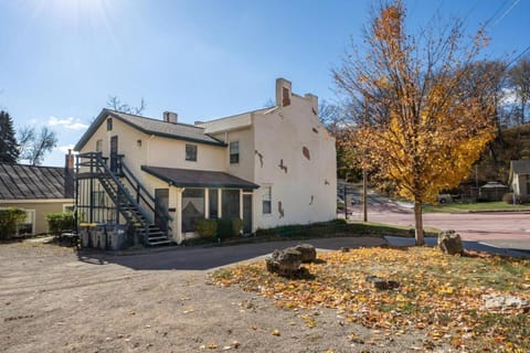 Briarstone Inn Unit 6 Apartment in Galena