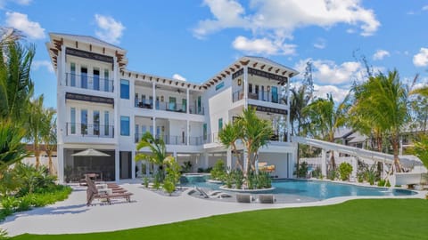 Property building, Day, Other, Garden view, Swimming pool, sunbed
