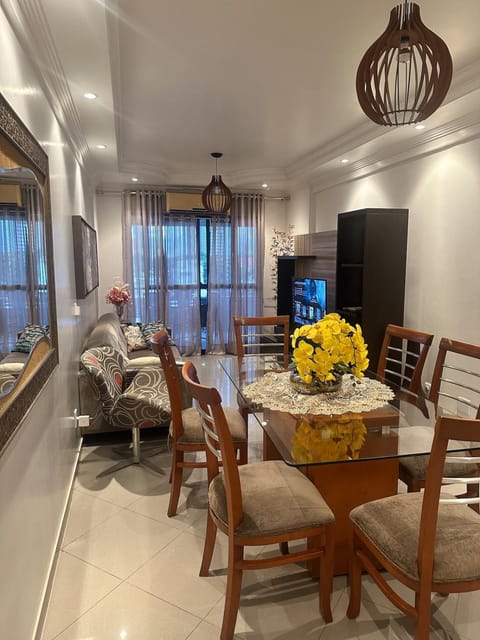 Communal lounge/ TV room, TV and multimedia, Living room, Seating area, Dining area, Evening entertainment
