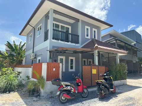 Property building, Day