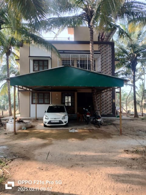 Property building, Parking