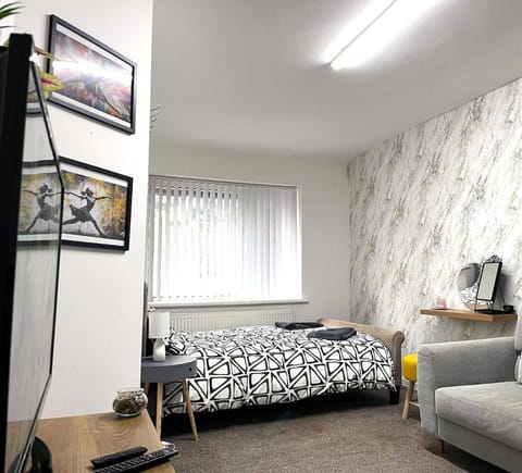 Cosy Flat 6 People, Short Drive - NEC-Airport-Birmingham-Solihull Apartment in Solihull