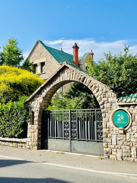 La Maison au toit vert Bed and Breakfast in Espalion