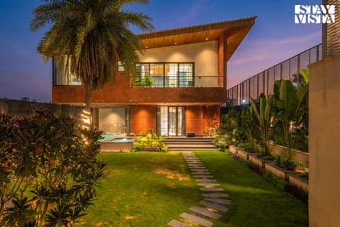 Property building, Garden view