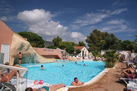 Camping Tikayan Clau Mar Jo - Maeva Campground/ 
RV Resort in Bormes-les-Mimosas