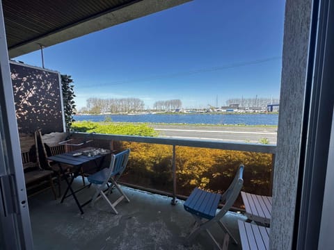 Natural landscape, View (from property/room), Balcony/Terrace, Sea view