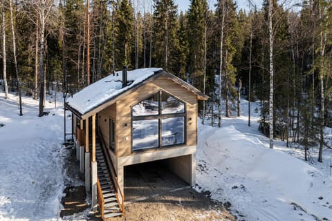 Property building, Day, Winter