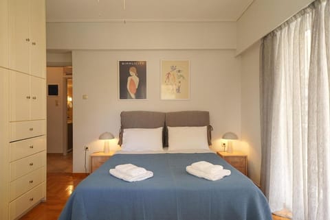 Bed, Photo of the whole room, Bedroom, towels, wardrobe