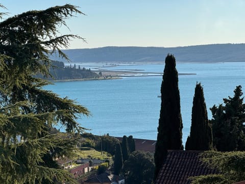 Garden, Balcony/Terrace, Sea view, Parking