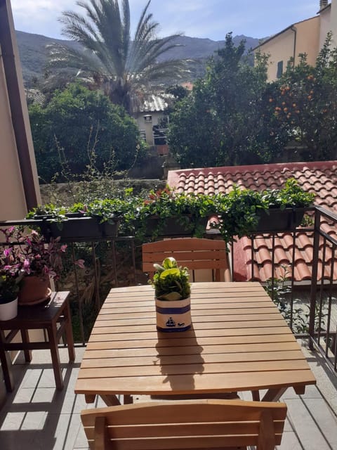 La Barca - Goelba Apartment in Marciana Marina