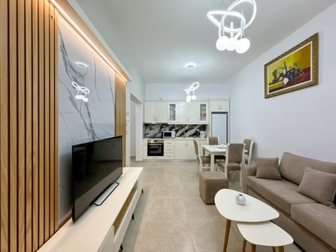 Communal lounge/ TV room, TV and multimedia, Kitchen or kitchenette, Living room, Seating area, Dining area, Evening entertainment, minibar, oven, stove