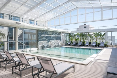 Day, Pool view, Swimming pool, sunbed