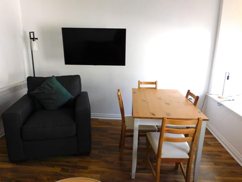No 1 - 2 bedroom apartment in Lanark Town Centre Apartment in Lanark